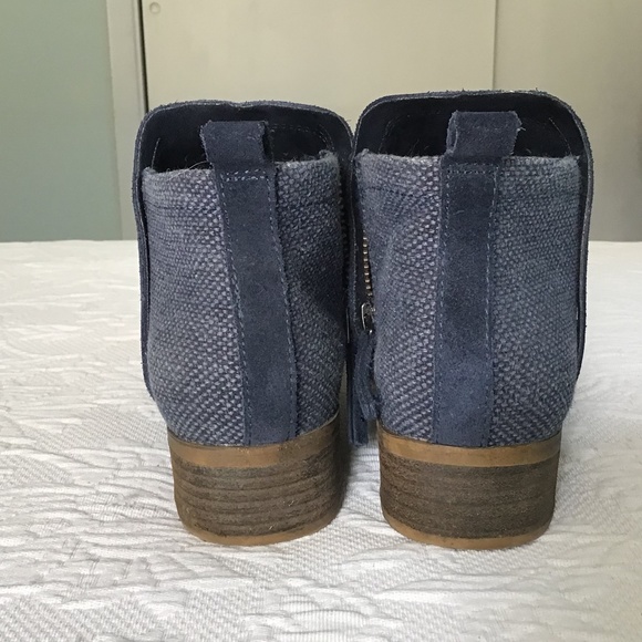 Tom’s Blue Suede ankle boots, Size 6.5 - Picture 8 of 8